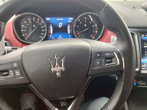 Used 2018 Maserati Levante S GranSport image 15