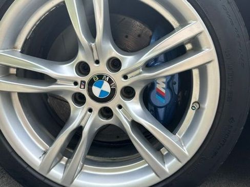 Used 2018 BMW 340i xDrive Sedan AWD/4WD image 4