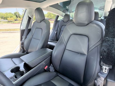 Used 2020 Tesla Model 3 Standard Range Plus RWD image 12