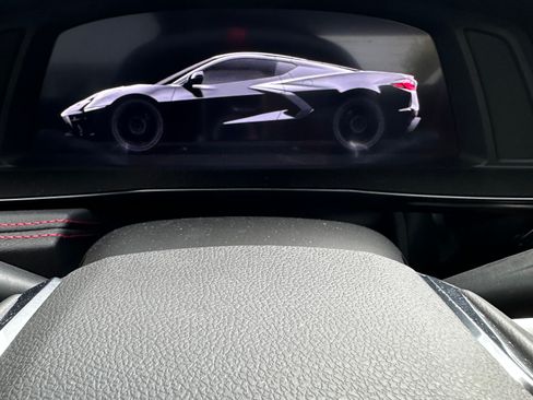 Used 2024 Chevrolet Corvette Stingray Convertible w/ Z51 Performance Package RWD image 20