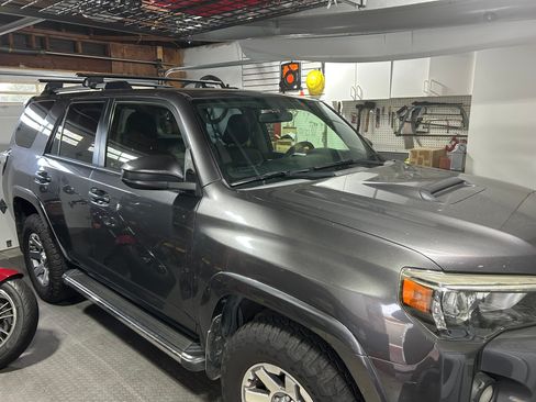 Used 2016 Toyota 4Runner 4WD image 8