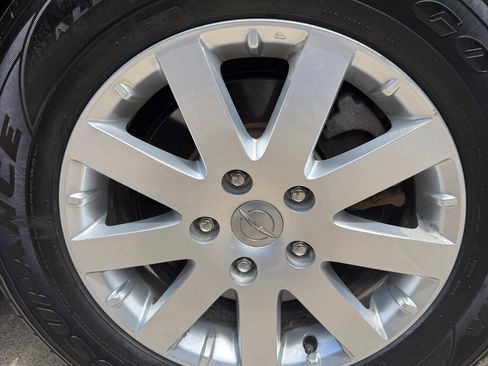 Used 2016 Chrysler Town & Country Touring w/ Driver Convenience Group FWD image 19