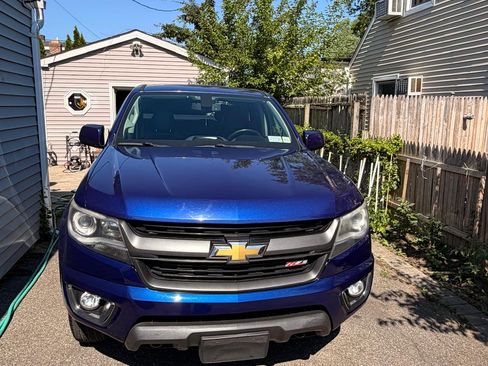 Used 2015 Chevrolet Colorado Z71 AWD/4WD image 4