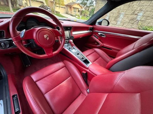 Used 2015 Porsche 911 Carrera S image 20