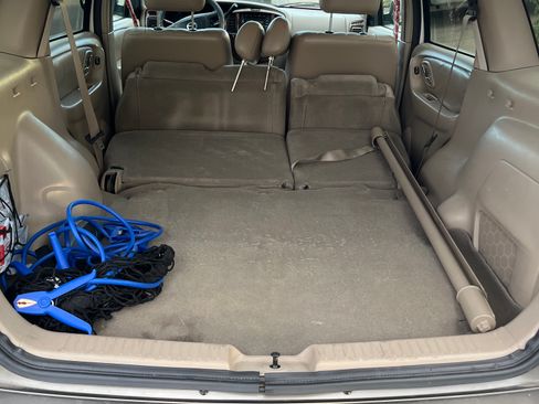 Used 2002 MAZDA Tribute ES image 9