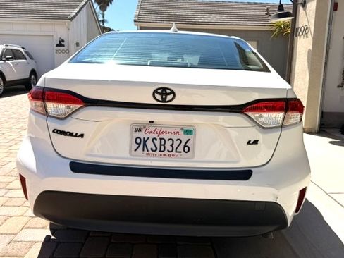 Used 2024 Toyota Corolla LE FWD image 16