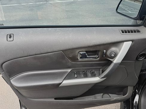 Used 2013 Ford Edge Sport w/ Driver Entry Pkg image 23