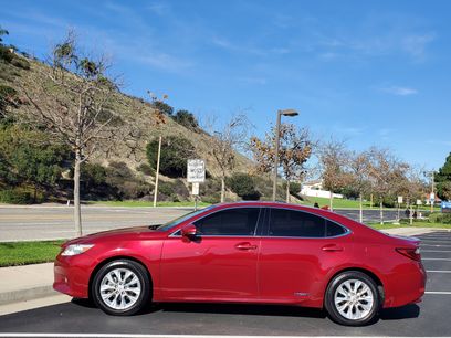 Used 2013 Lexus ES 300h