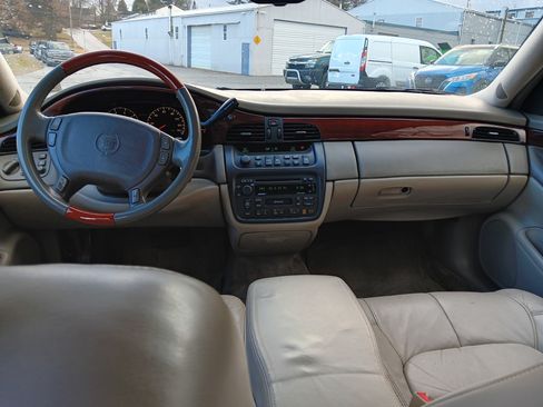 Used 2001 Cadillac De Ville DHS w/ Safety/Security Pkg image 14