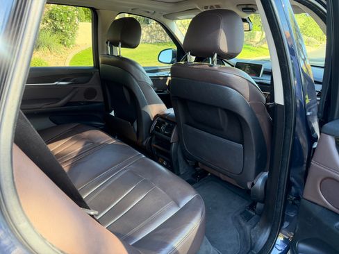 Used 2014 BMW X5 xDrive50i image 10