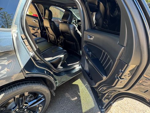 Used 2022 Ford Edge ST w/ Equipment Group 401A AWD/4WD image 14