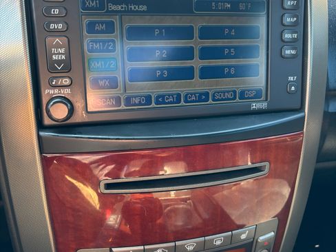 Used 2006 Cadillac XLR image 13