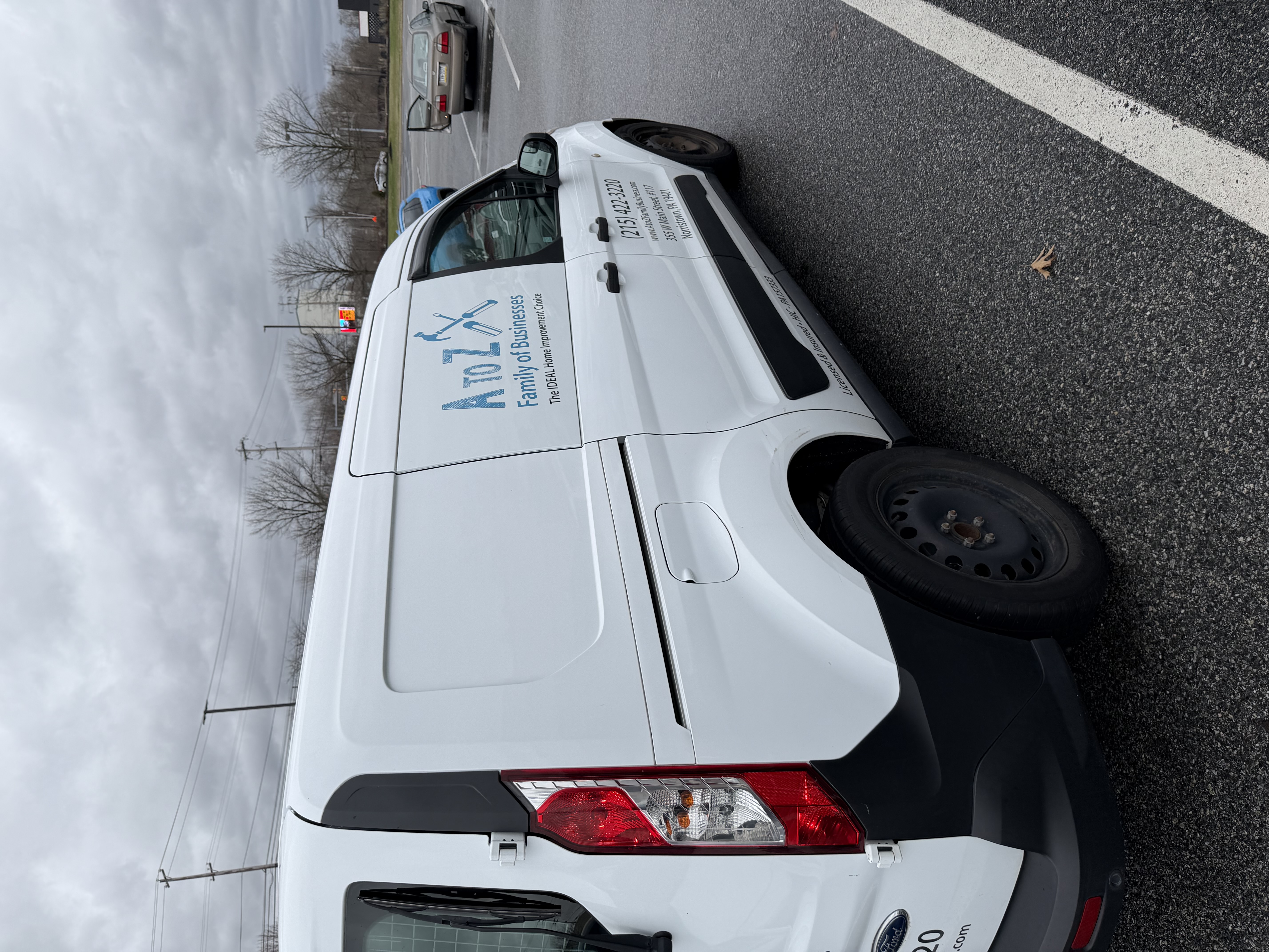 Used 2019 Ford Transit Connect XL FWD image 4