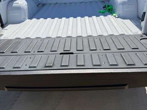 Used 2020 GMC Sierra 1500 SLT image 4