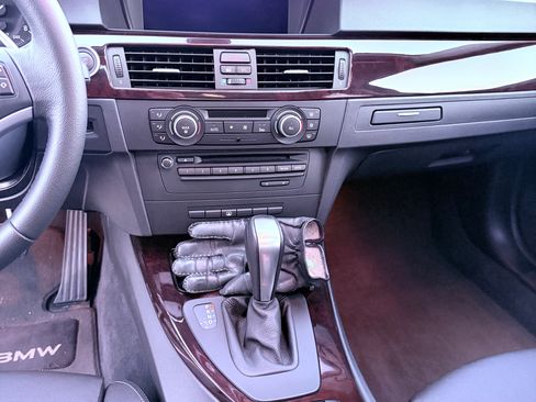 Used 2011 BMW 335i Sedan image 22