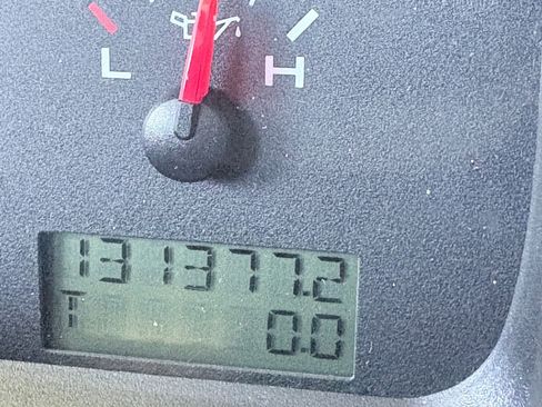 Used 2005 Ford F150 STX RWD image 11