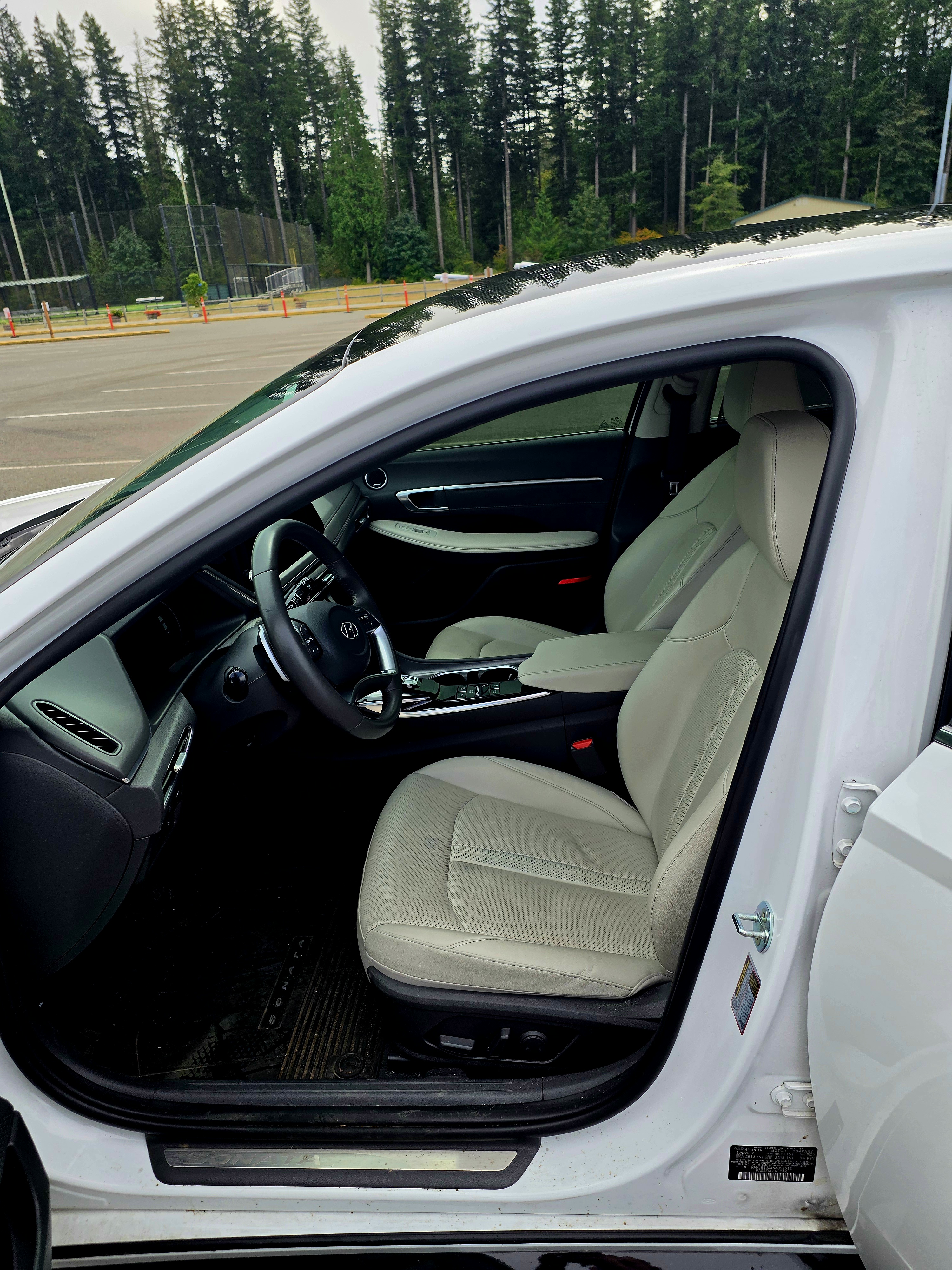 Used 2022 Hyundai Sonata Limited FWD image 16