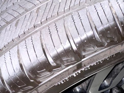 Used 2014 Toyota 4Runner Limited image 26