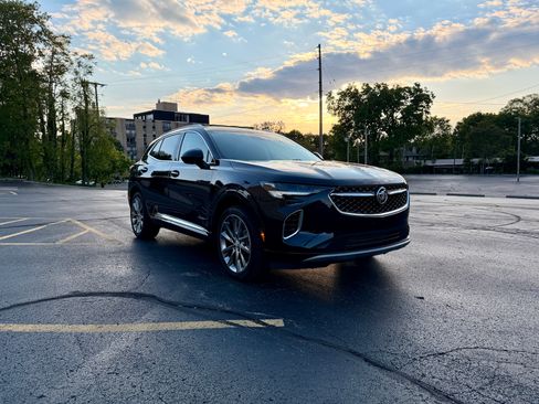 Used 2021 Buick Envision Avenir w/ Technology Package II AWD/4WD image 8