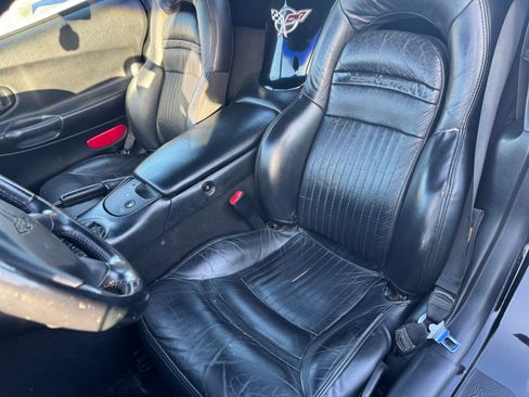 Used 2003 Chevrolet Corvette Convertible 2D w/ Preferred Equipment Group1 image 12