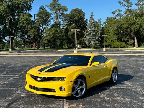 Used 2010 Chevrolet Camaro SS w/ RS Package RWD image 1