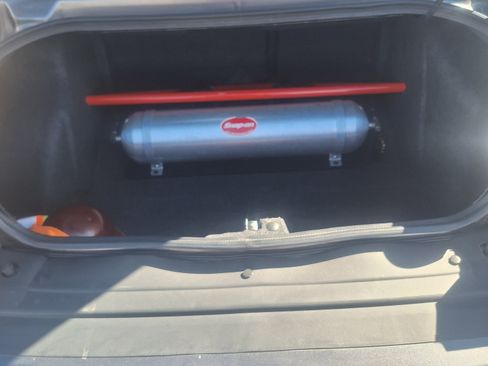 Used 2016 Dodge Challenger SRT Hellcat image 9