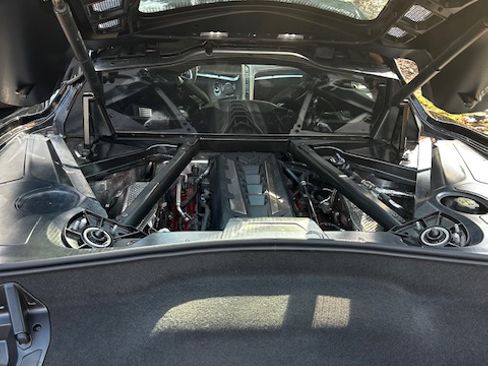 Used 2024 Chevrolet Corvette Stingray Premium Cpe w/ Z51 Performance Package image 11