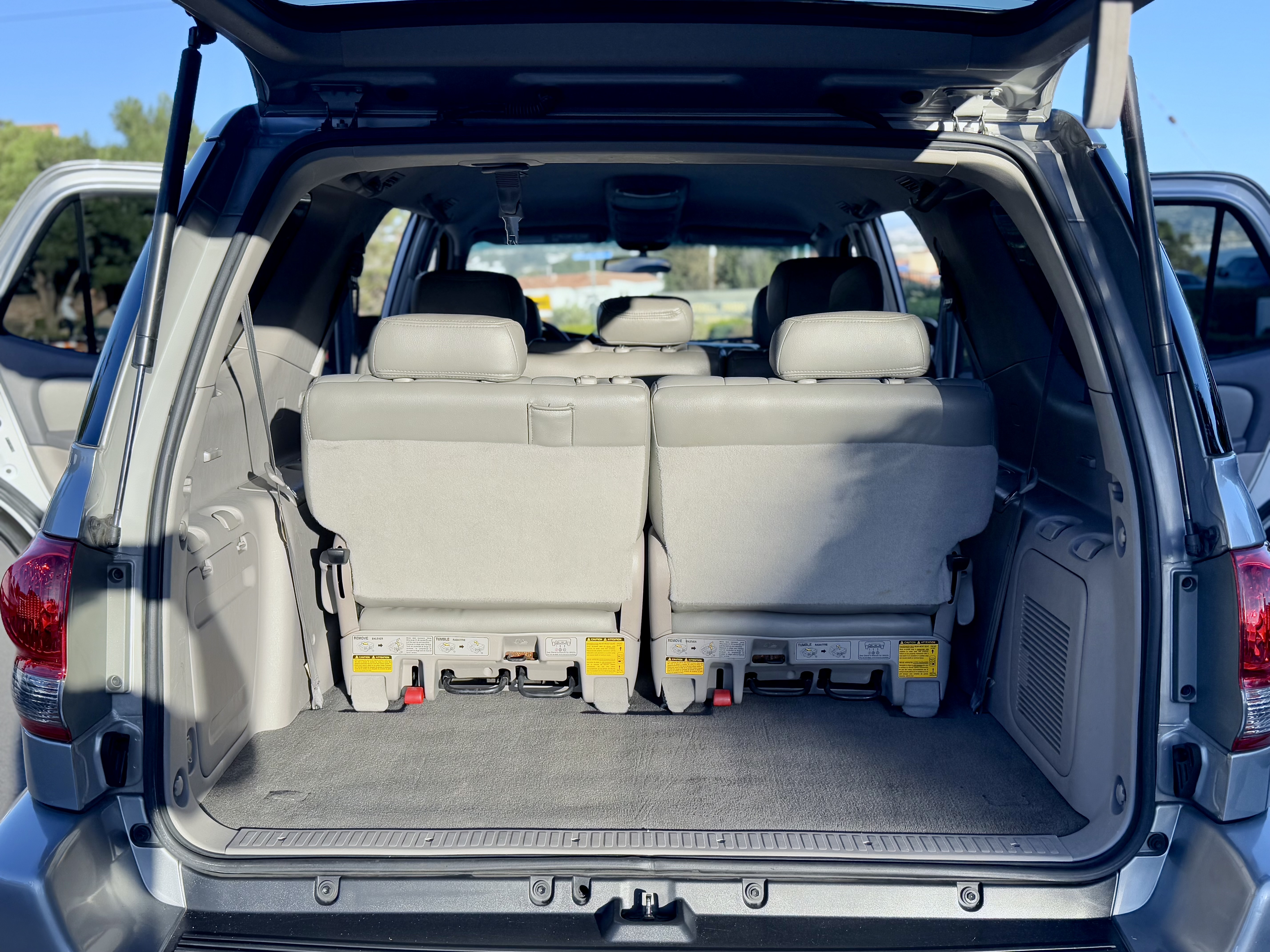 Used 2007 Toyota Sequoia SR5 w/ Towing Pkg RWD image 22
