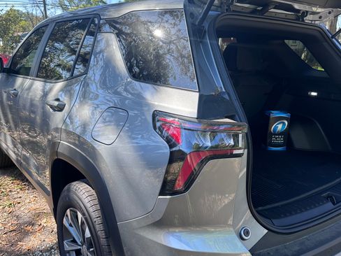 Used 2026 Chevrolet Equinox LT image 4