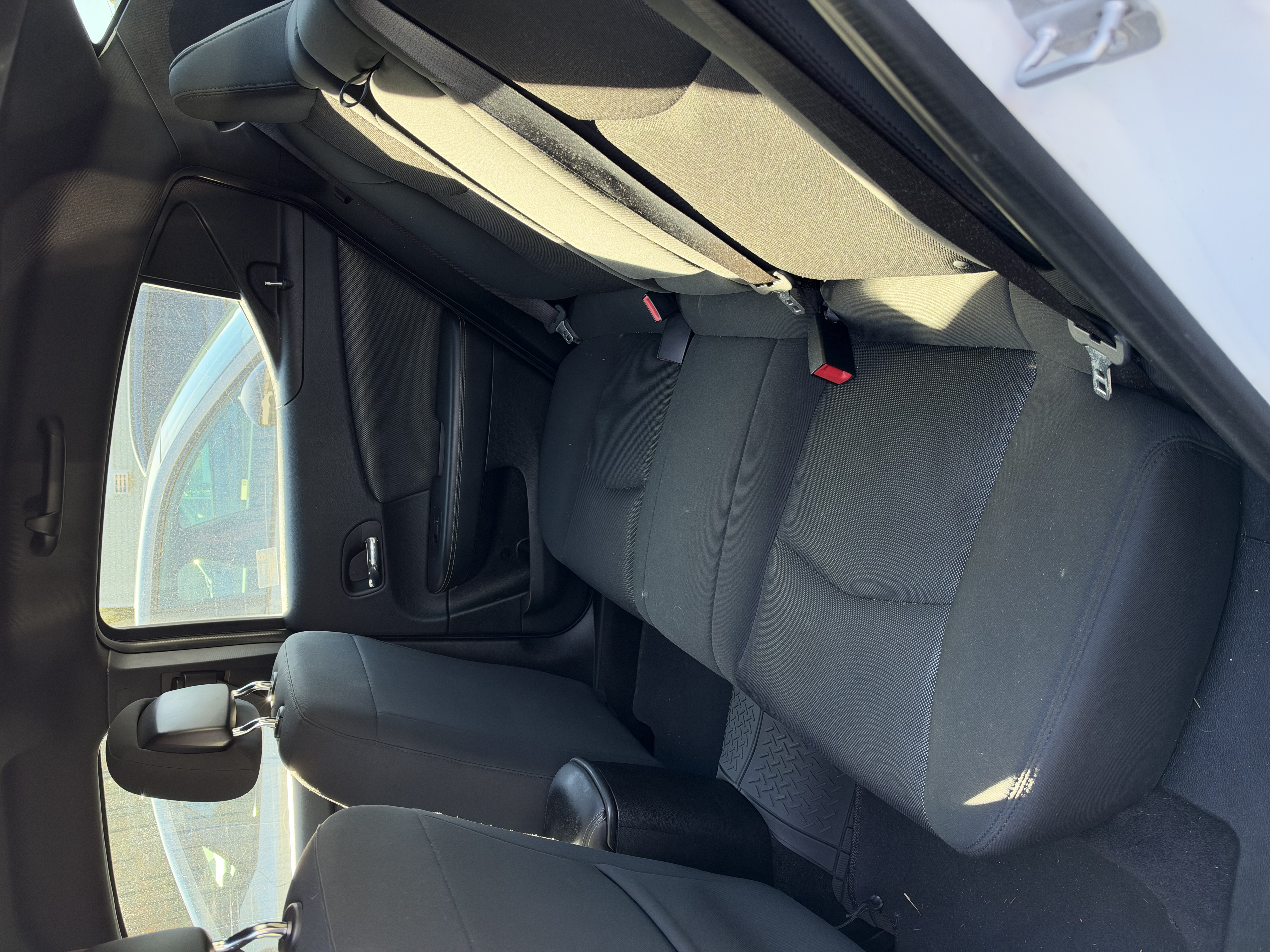 Used 2014 Dodge Avenger SE FWD image 9