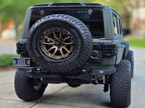Used 2021 Jeep Wrangler Unlimited Rubicon AWD/4WD image 5