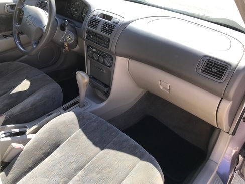 Used 1998 Toyota Corolla LE image 25