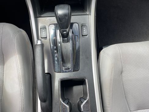 Used 2014 Honda Accord EX-L image 11