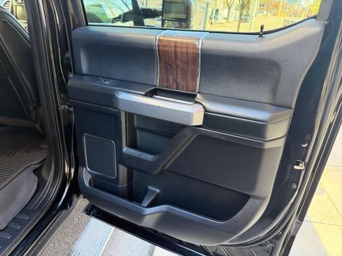 Used 2017 Ford F350 Platinum w/ Platinum Ultimate Package image 8
