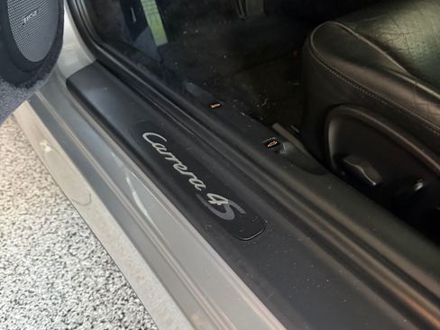 Used 2002 Porsche 911 Carrera 4S image 18