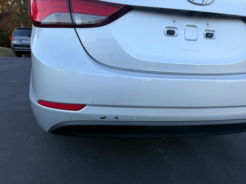 Used 2016 Hyundai Elantra SE image 17