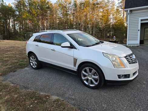Used 2015 Cadillac SRX Performance w/ Driver Awareness Package image 4