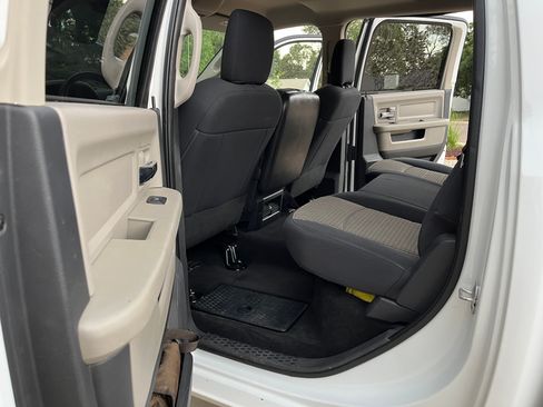 Used 2012 RAM 2500 SLT AWD/4WD image 9