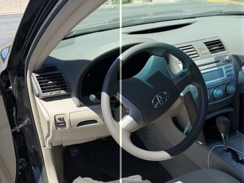 Used 2009 Toyota Camry LE FWD image 13