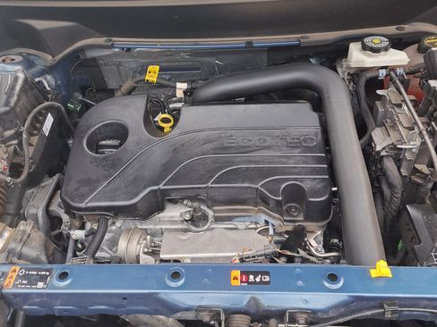 Used 2024 Chevrolet Equinox LS w/ LS Convenience Package image 12