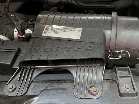 Used 2013 Chevrolet Express 2500 Extended Van 3D image 16