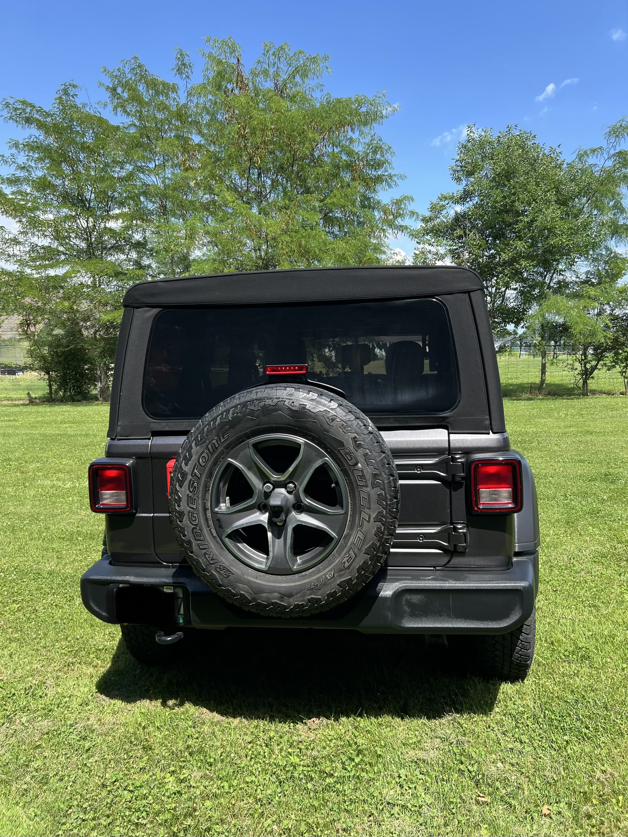 Used 2021 Jeep Wrangler Unlimited Sport AWD/4WD image 5