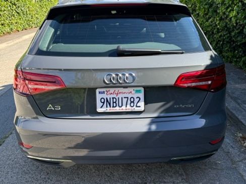 Used 2018 Audi A3 e-tron Premium Plus w/ Technology Package FWD image 17