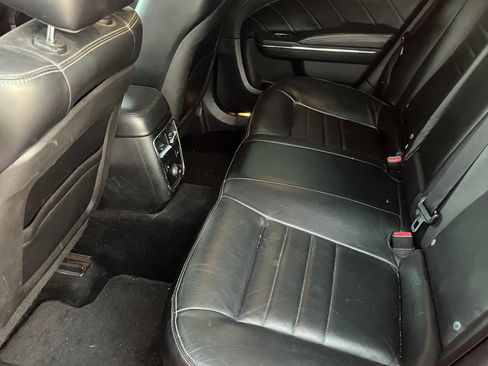 Used 2014 Dodge Charger R/T image 9