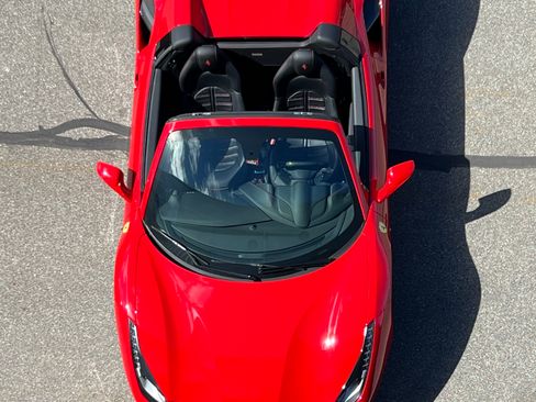 Used 2019 Ferrari 488 Spider image 4