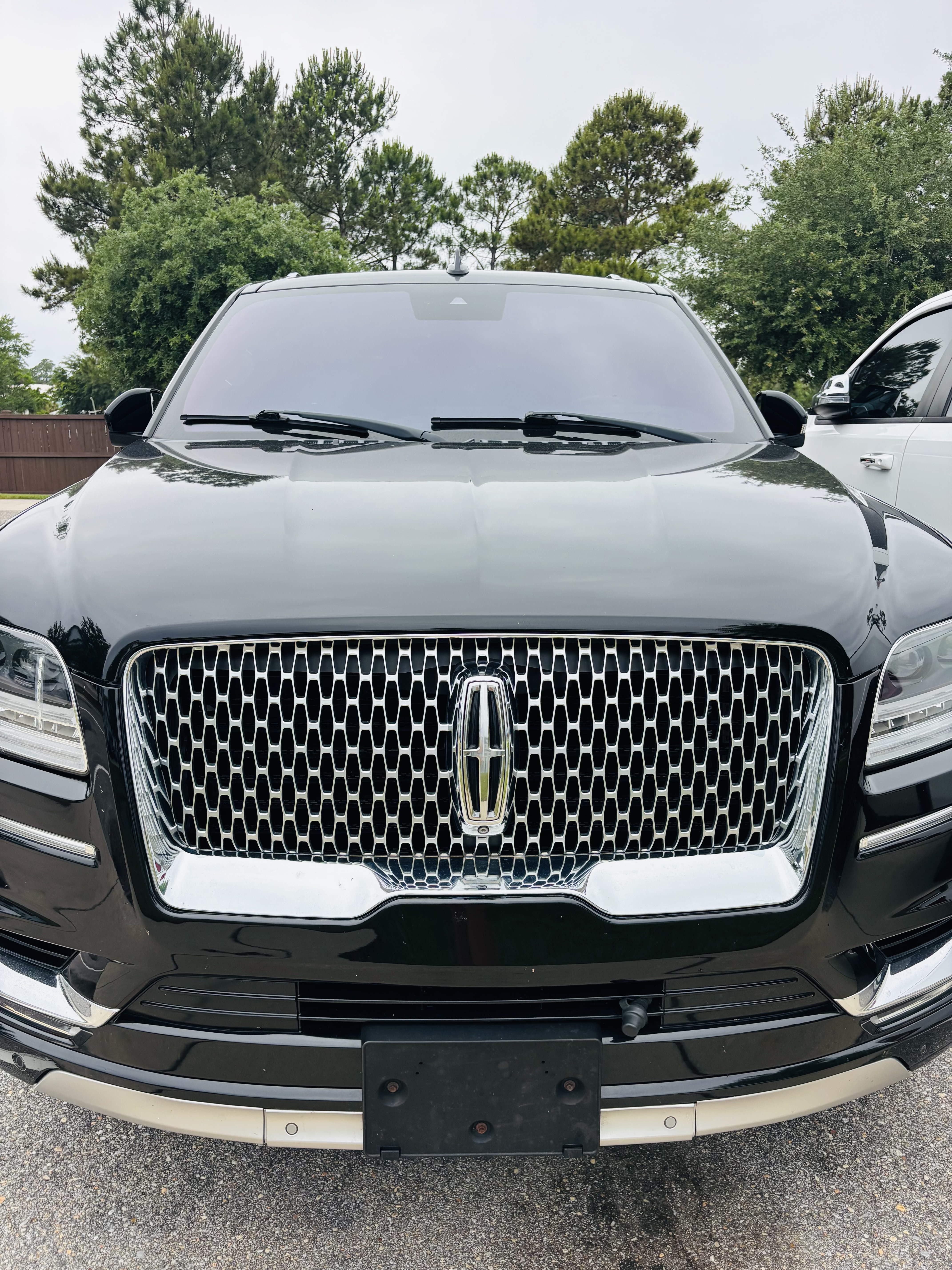 Used 2018 Lincoln Navigator Reserve w/ Technology Package AWD/4WD image 8