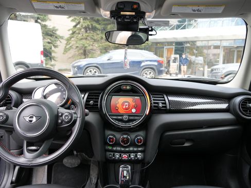 Used 2021 MINI Cooper S w/ Storage Package image 23