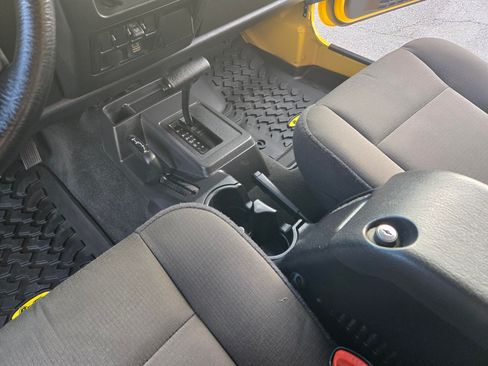 Used 2006 Jeep Wrangler X w/ Tire & Wheel Group (Ecco) image 16