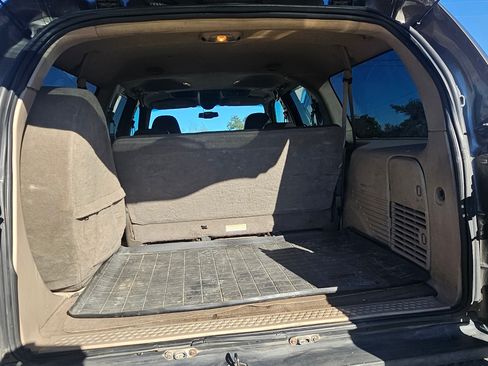 Used 2002 Ford Excursion Limited image 16