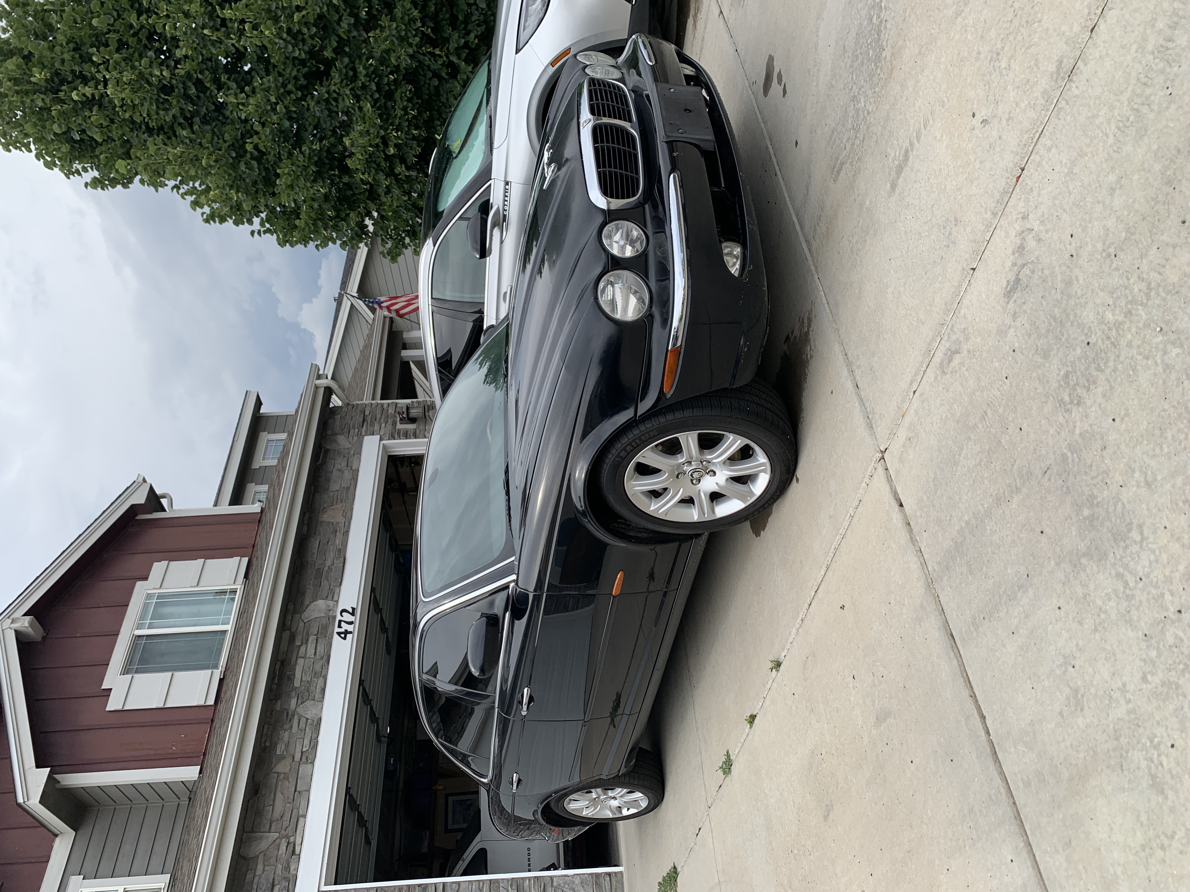 Used 2004 Jaguar XJ8 RWD image 2
